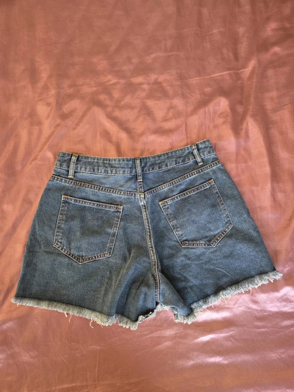 High-Rise Denim Frayed Hem Women's Shorts - Blue - Size L